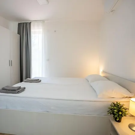 아파트 Milutinn-lipa 소코 반자