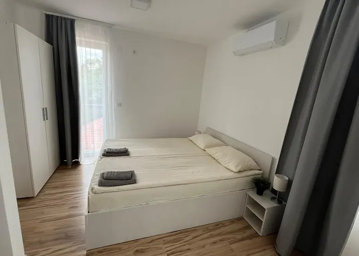 Milutinn-lipa דירה סוקו בניה