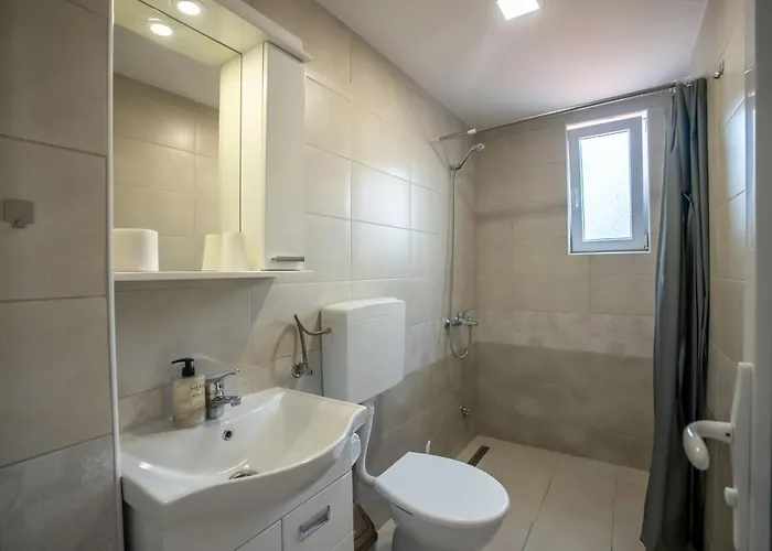 Milutinn-lipa דירה סוקו בניה